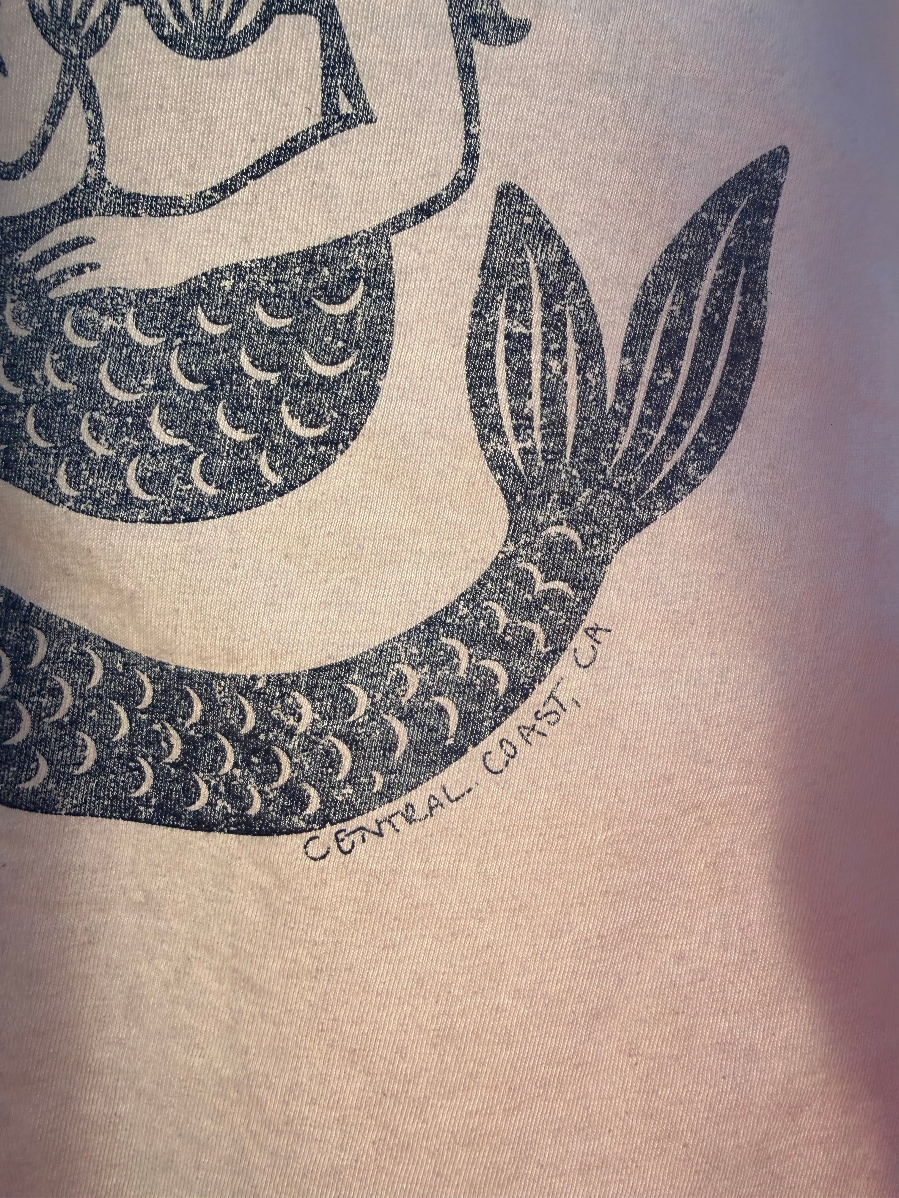 mërfōlk fishing tee- white and blue