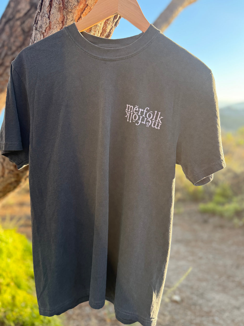 mërfōlk fishing tee- salt and pepper