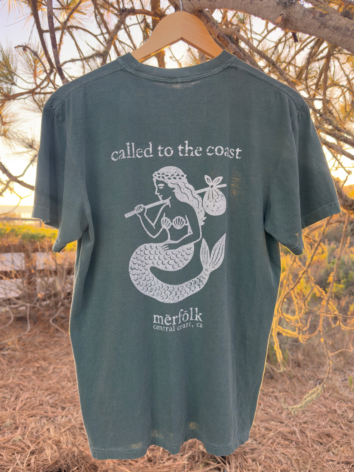 mërfolk beach bum tee- spruce green, denim blue, or black