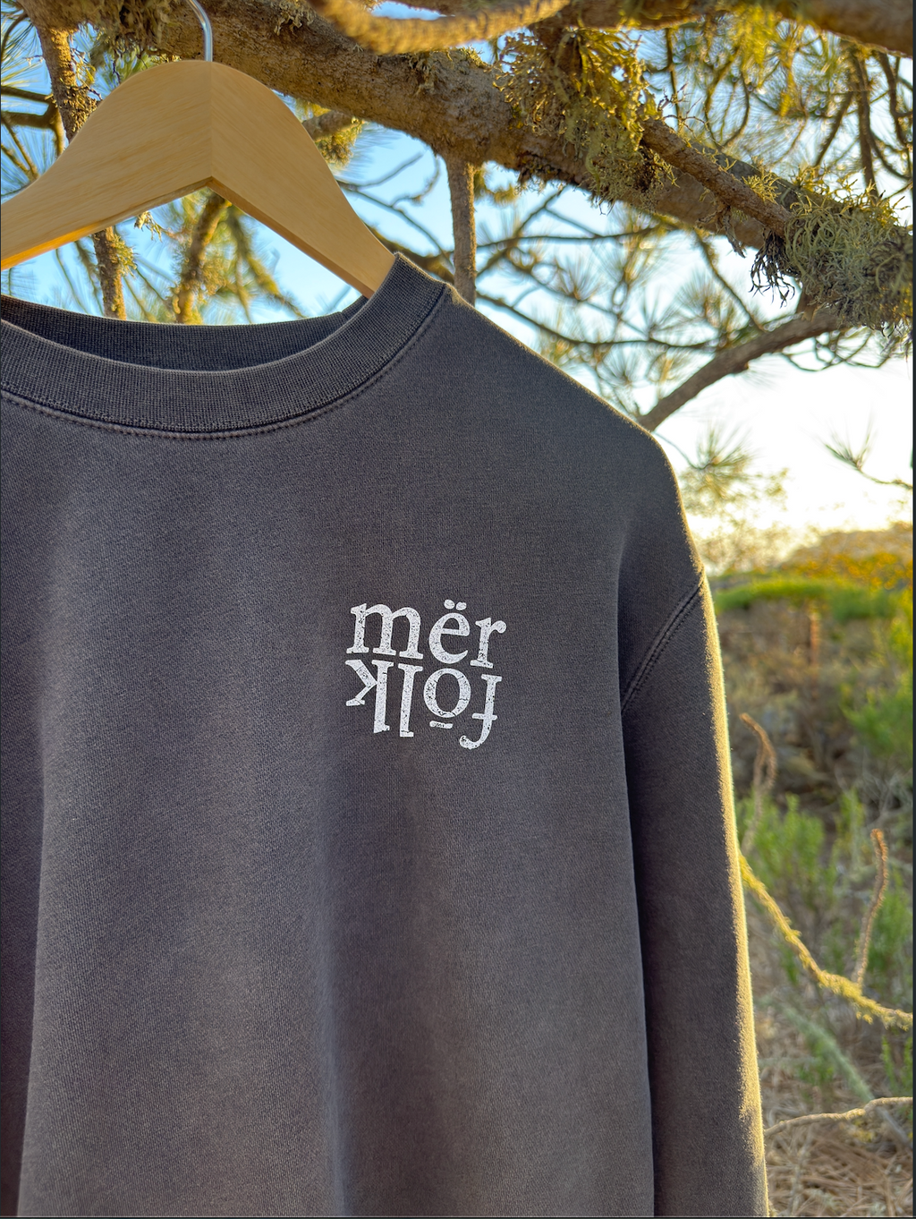 mërfōlk crew neck sweater- charcoal